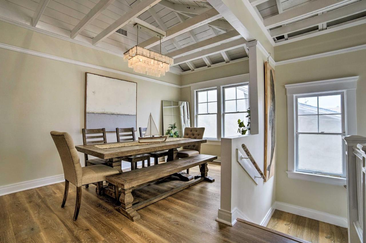 Holiday home Charming Renovated Townhome, Walk To Beach! Avalon