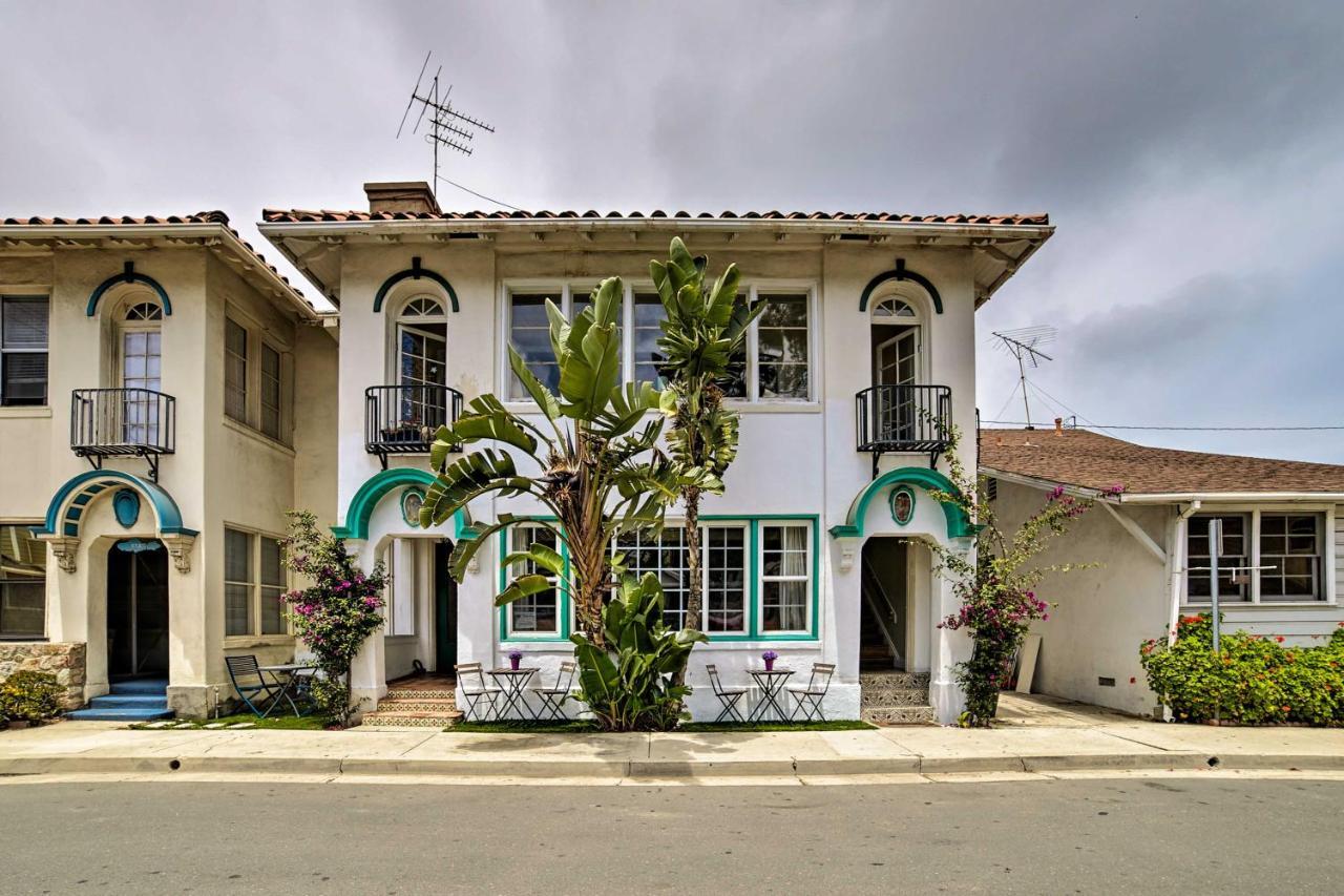 Charming Renovated Townhome, Walk To Beach! Holiday home Avalon